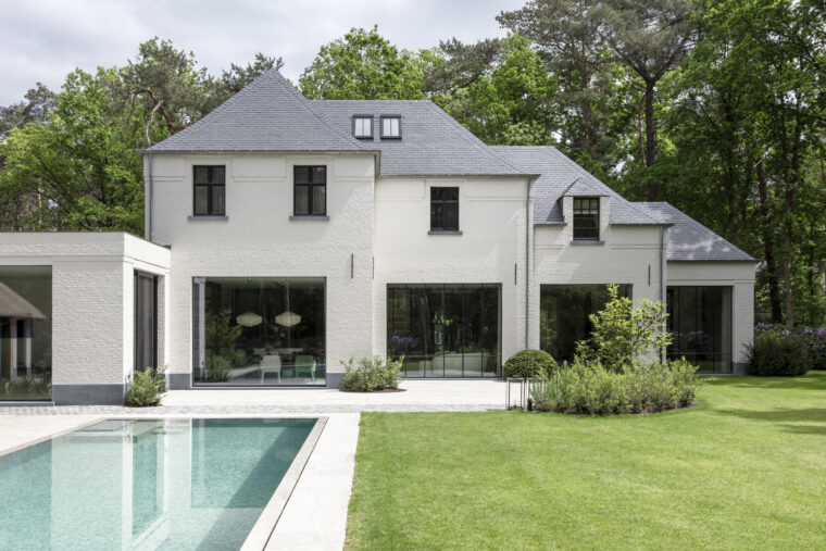 Residence OF